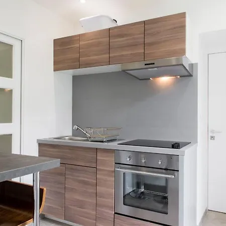 Apartament Studio Independant Hyper Centre : Calme Et Au Vert Nantes